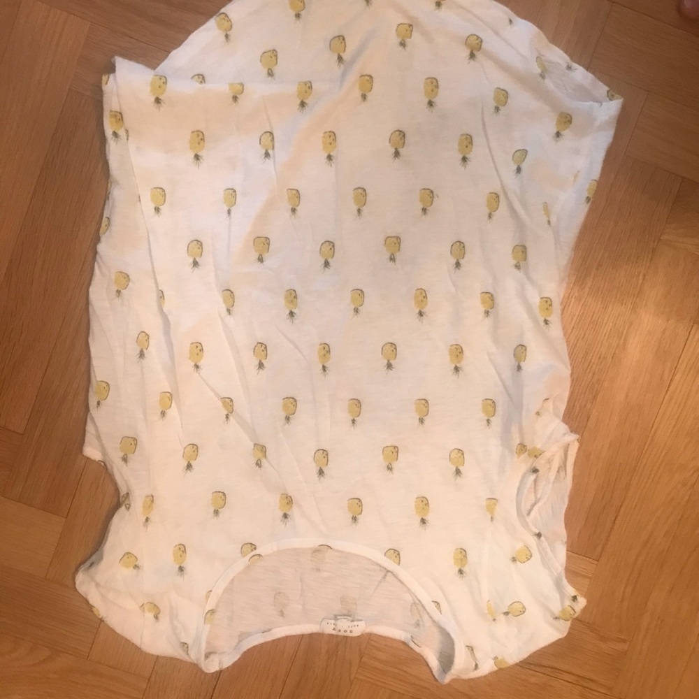 Soft joie pineapple t-shirt